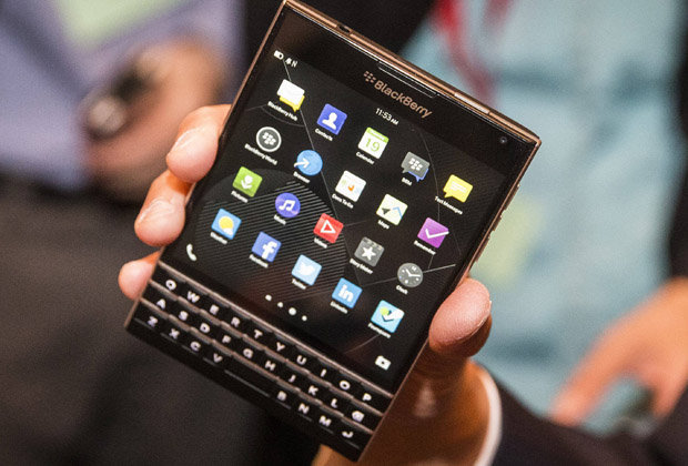 BlackBerry Passport Dipastikan Masuk Indonesia